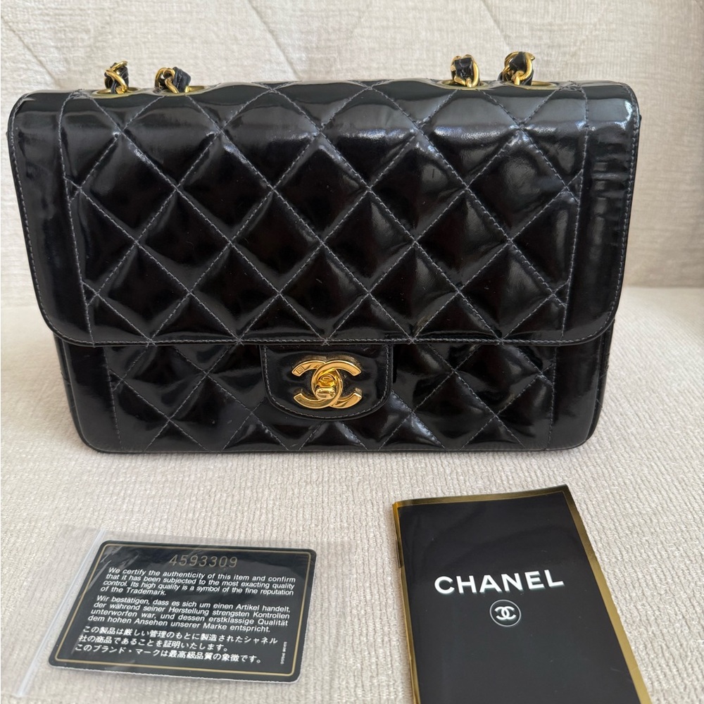 Chanel Single Flap Quilted Shoulder Bag with Gold Vintage